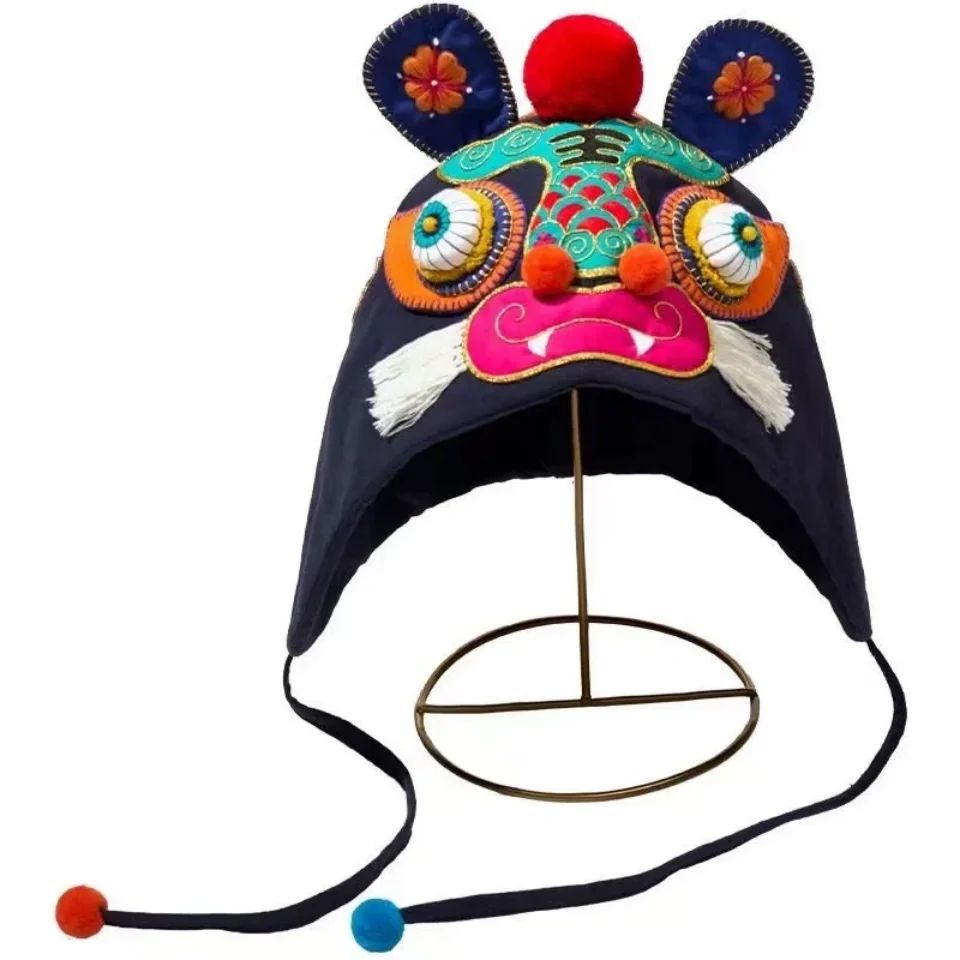 王的手创虎头帽 / Wang's Handcraft Tiger-Head Hat